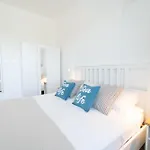 Velis - Art & Hospitality 4*