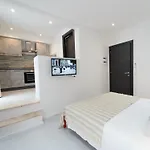 Velis - Art & Hospitality 4*