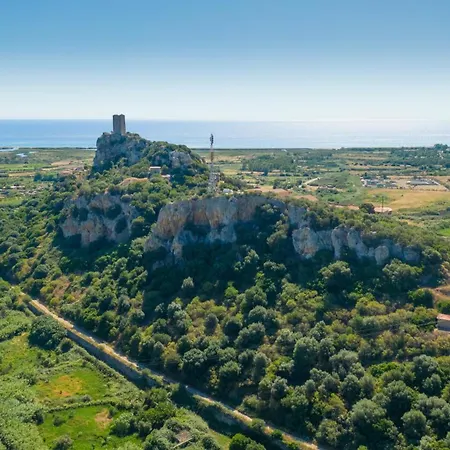 Penzion Velis - Art & Hospitality Posada (Sardinia)