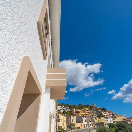 Velis - Art & Hospitality 4*