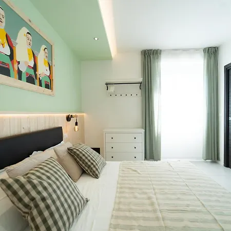 Velis - Art & Hospitality Guest house *