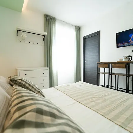 Velis - Art & Hospitality Guest house