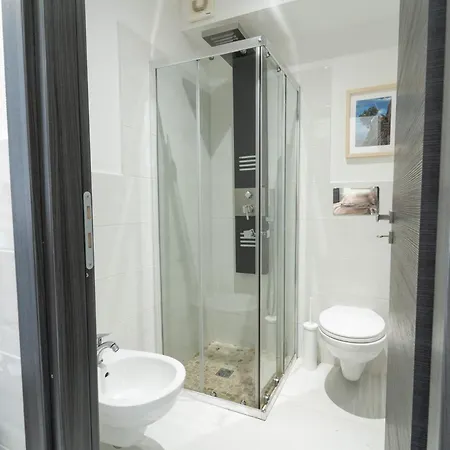 Velis - Art & Hospitality Guest house *