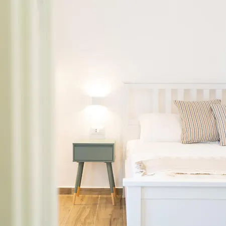 Velis - Art & Hospitality 4*