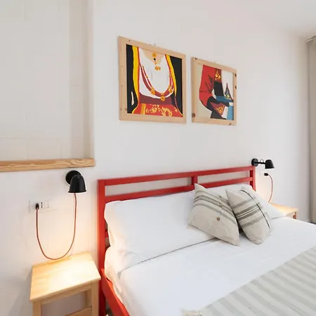 Velis - Art & Hospitality
